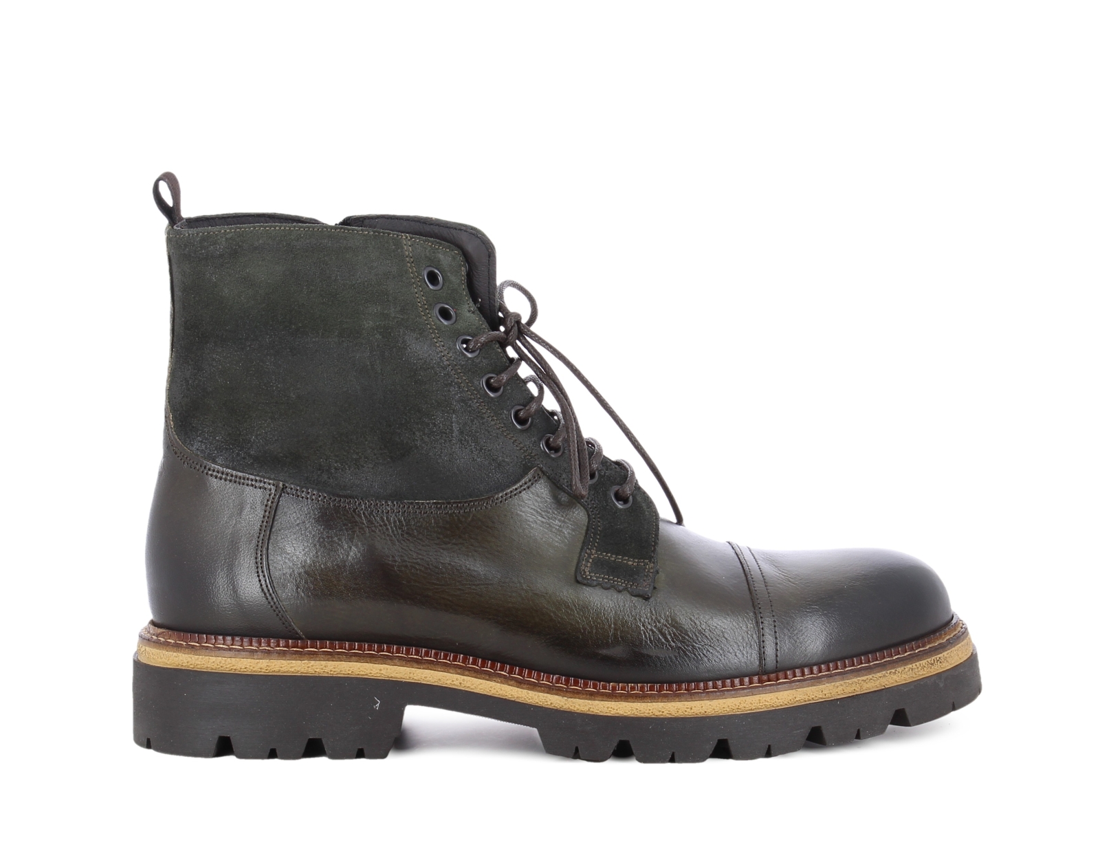 WOODY MILITAIR
